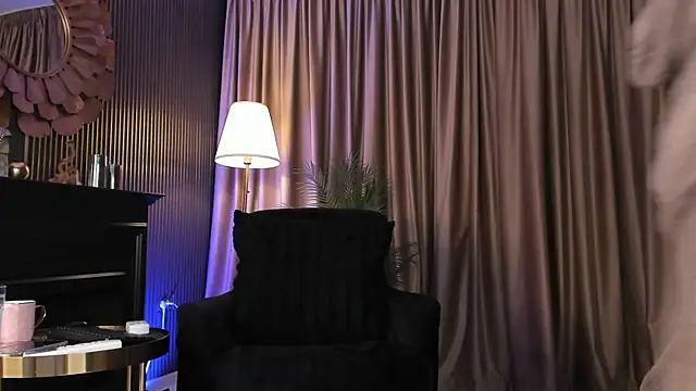 LovingBlondie online show from 06/21/26, 03:09