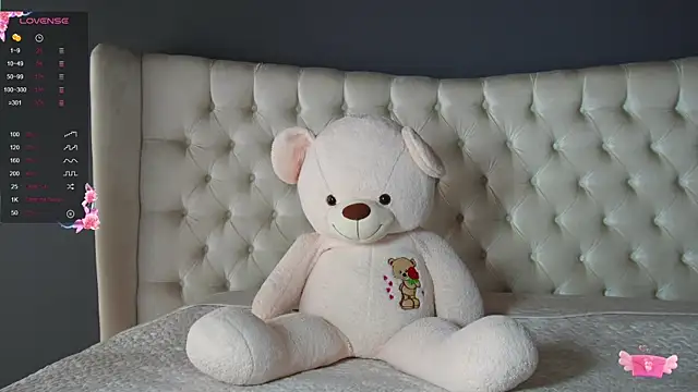 Snapshot of nichole_bree_ chatting on 02/27/25, 07:15 nichole bree  online show from 02/27/25, 07:15