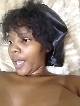 Snapshot of Spotty_Coochie chatting on 03/08/25, 08:14 Spotty Coochie online show from 03/08/25, 08:14