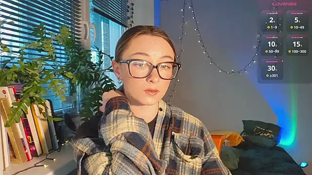 Snapshot of monlight__dana chatting on 01/15/25, 02:24 monlight dana online show from 01/15/25, 02:24