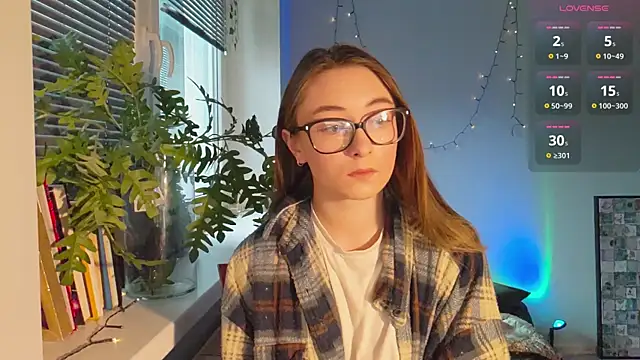 Snapshot of monlight__dana chatting on 01/18/25, 12:15 monlight dana online show from 01/18/25, 12:15