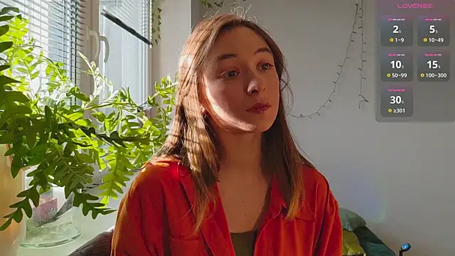 Snapshot of monlight__dana chatting on 01/28/25, 12:00 monlight dana online show from 01/28/25, 12:00