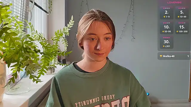 Snapshot of monlight__dana chatting on 02/01/25, 09:54 monlight dana online show from 02/01/25, 09:54