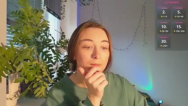 Snapshot of monlight__dana chatting on 02/03/25, 12:47 monlight dana online show from 02/03/25, 12:47