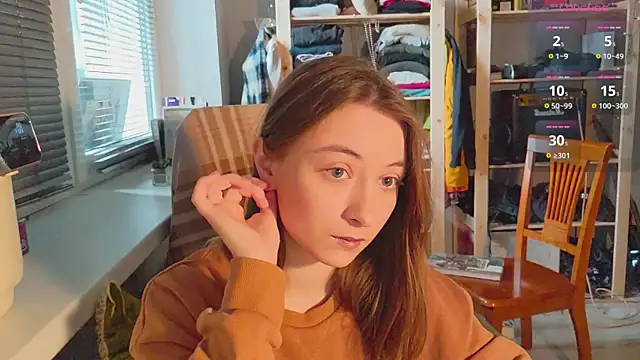 Snapshot of monlight__dana chatting on 02/08/25, 10:29 monlight dana online show from 02/08/25, 10:29