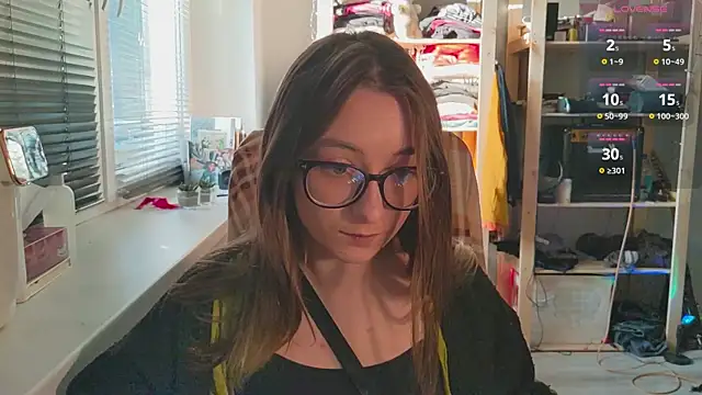 Snapshot of monlight__dana chatting on 02/12/25, 01:48 monlight dana online show from 02/12/25, 01:48