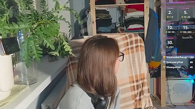 Snapshot of monlight__dana chatting on 02/14/25, 05:36 monlight dana online show from 02/14/25, 05:36