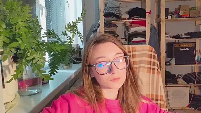 Snapshot of monlight__dana chatting on 02/20/25, 01:08 monlight dana online show from 02/20/25, 01:08