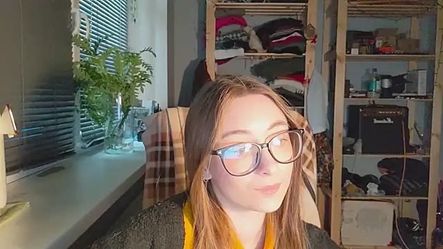 Snapshot of monlight__dana chatting on 03/11/25, 11:55 monlight dana online show from 03/11/25, 11:55