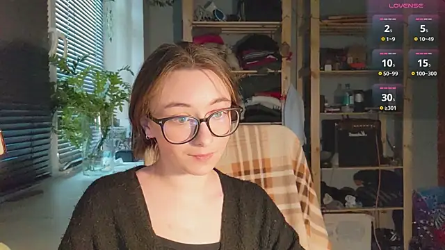 Snapshot of monlight__dana chatting on 03/12/25, 12:57 monlight dana online show from 03/12/25, 12:57