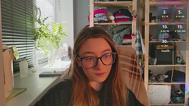 Snapshot of monlight__dana chatting on 03/21/25, 11:44 monlight dana online show from 03/21/25, 11:44