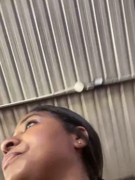 Berry Bans online show from 09/25/25, 05:38