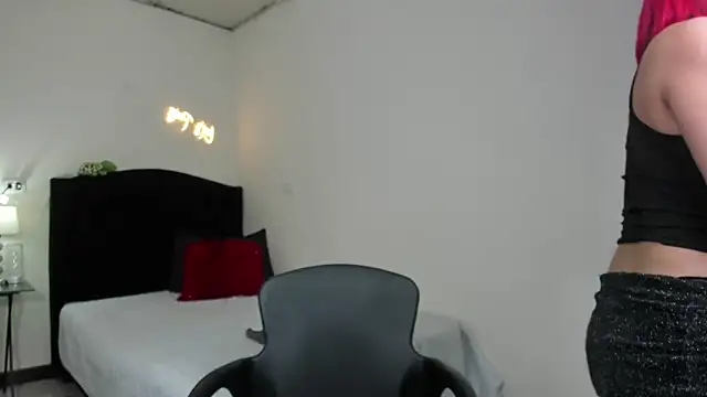 RedQueenMilf online show from 03/07/25, 09:17