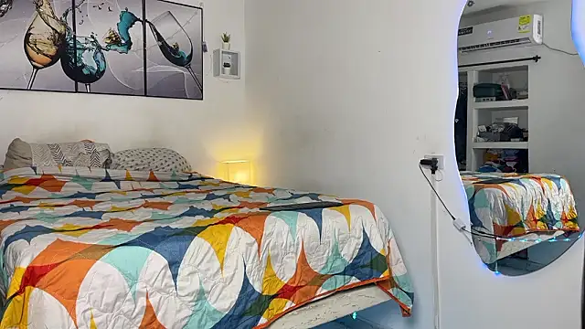 wendy alejo1712 online show from 03/19/26, 12:25