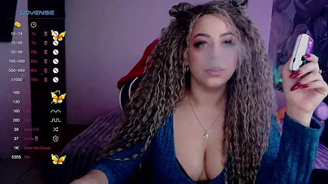 Snapshot of _Just_a_queen_3 chatting on 02/01/25, 11:54 Just a queen 3 online show from 02/01/25, 11:54