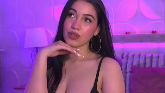 Snapshot of Amy_Sin chatting on 03/22/25, 03:20 Amy Sin online show from 03/22/25, 03:20