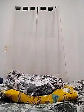 Snapshot of Demiansteven2 chatting on 01/12/25, 04:42 Demiansteven2 online show from 01/12/25, 04:42