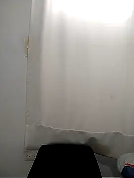 Snapshot of Demiansteven2 chatting on 02/05/25, 08:25 Demiansteven2 online show from 02/05/25, 08:25