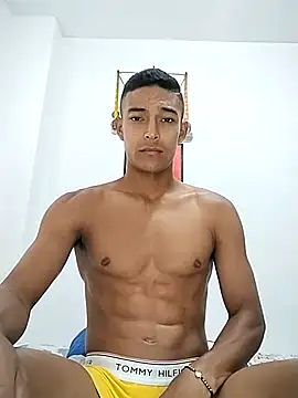 Snapshot of Demiansteven2 chatting on 02/15/25, 10:10 Demiansteven2 online show from 02/15/25, 10:10