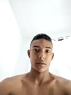 Snapshot of Demiansteven2 chatting on 03/11/25, 01:45 Demiansteven2 online show from 03/11/25, 01:45