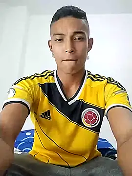 Snapshot of Demiansteven2 chatting on 03/20/25, 11:56 Demiansteven2 online show from 03/20/25, 11:56