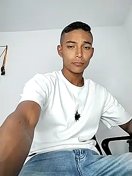 Snapshot of Demiansteven2 chatting on 09/15/25, 07:25 Demiansteven2 online show from 09/15/25, 07:25