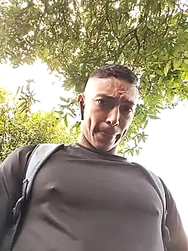 Snapshot of Demiansteven2 chatting on 09/27/25, 05:07 Demiansteven2 online show from 09/27/25, 05:07