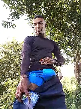 Snapshot of Demiansteven2 chatting on 10/25/25, 05:30 Demiansteven2 online show from 10/25/25, 05:30