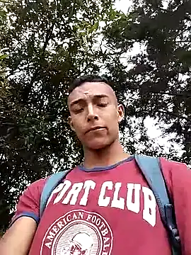 Snapshot of Demiansteven2 chatting on 11/15/25, 03:52 Demiansteven2 online show from 11/15/25, 03:52