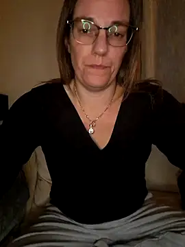 SpiceLea online show from 12/15/24, 10:15