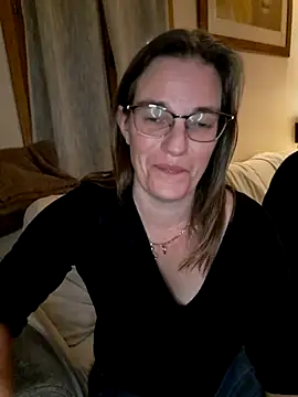 SpiceLea online show from 12/21/24, 05:40