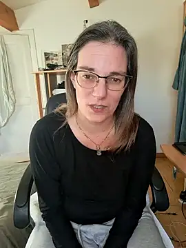 SpiceLea online show from 12/29/24, 02:52