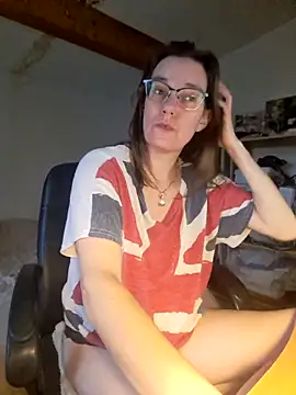 SpiceLea online show from 02/10/25, 02:59