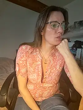 SpiceLea online show from 02/18/25, 12:28