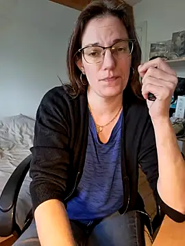 SpiceLea online show from 02/28/25, 12:31