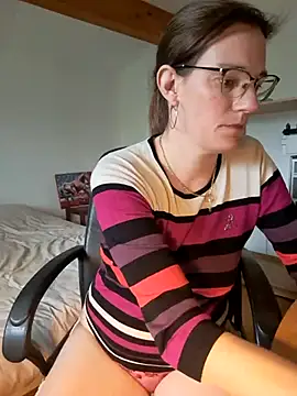 SpiceLea online show from 03/10/25, 12:37