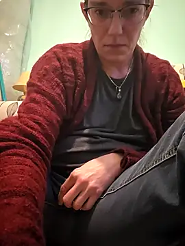 SpiceLea online show from 11/19/25, 04:18