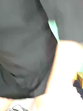 Snapshot of SpiceLea chatting on 02/19/26, 01:07 SpiceLea online show from 02/19/26, 01:07