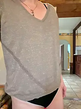 Snapshot of SpiceLea chatting on 02/25/26, 08:46 SpiceLea online show from 02/25/26, 08:46