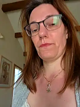 SpiceLea online show from 03/19/26, 08:40