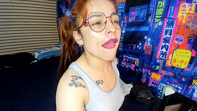 Snapshot of rosse_2504 chatting on 02/21/25, 07:54 rosse 2504 online show from 02/21/25, 07:54