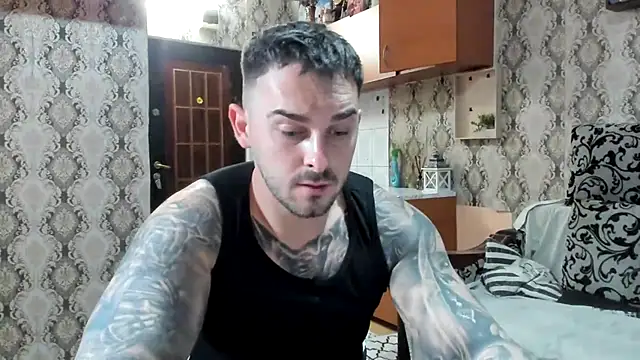 Jonmusclemaster online show from 12/15/25, 09:08