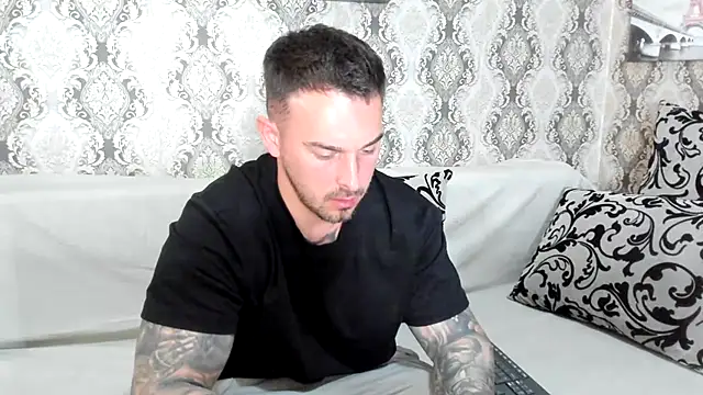 Jonmusclemaster online show from 04/21/26, 07:50