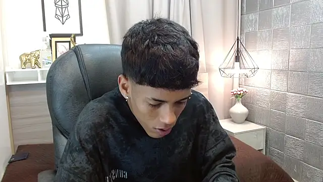 Alan Cute18 online show from 03/02/26, 01:18