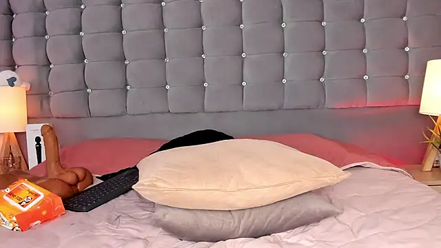 Poacahontasfg online show from 02/01/25, 04:03