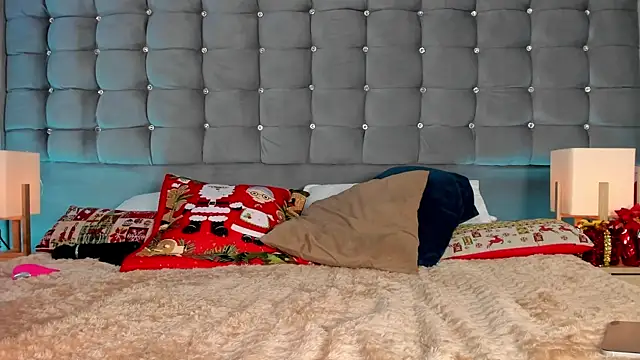 Snapshot of Poacahontasfg chatting on 12/20/25, 04:08 Poacahontasfg online show from 12/20/25, 04:08