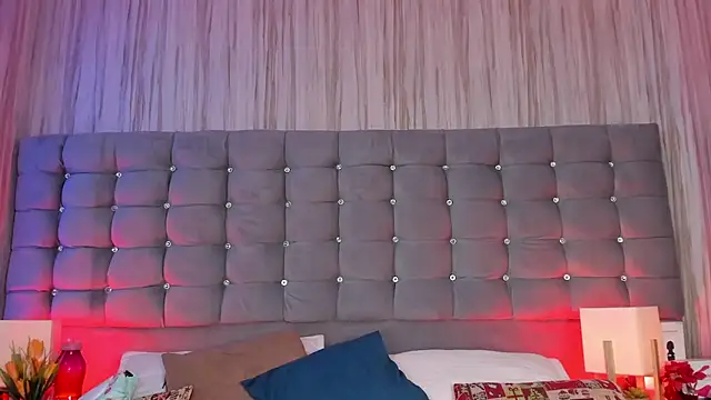 Snapshot of Poacahontasfg chatting on 02/08/26, 03:54 Poacahontasfg online show from 02/08/26, 03:54