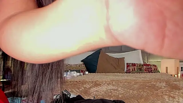 Snapshot of Poacahontasfg chatting on 02/19/26, 03:57 Poacahontasfg online show from 02/19/26, 03:57