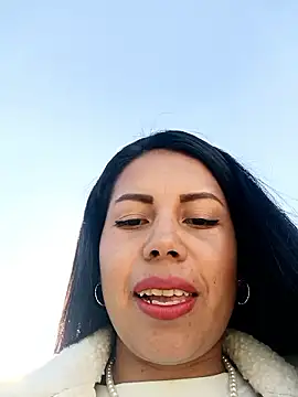  andrea30 online show from 11/25/25, 12:27