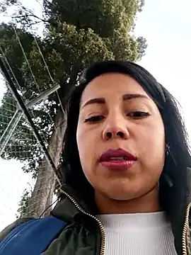  andrea30 online show from 12/18/25, 11:49